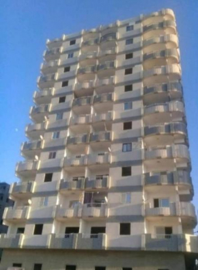 شقة مفروشة أول نمرة على البحر بشاطئ الزهور بالعجمي الإسكندرية